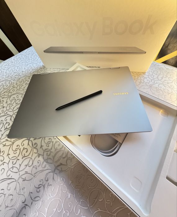 Ноутбук Samsung Galaxy Book2 Pro 360 (2024) - майже новий