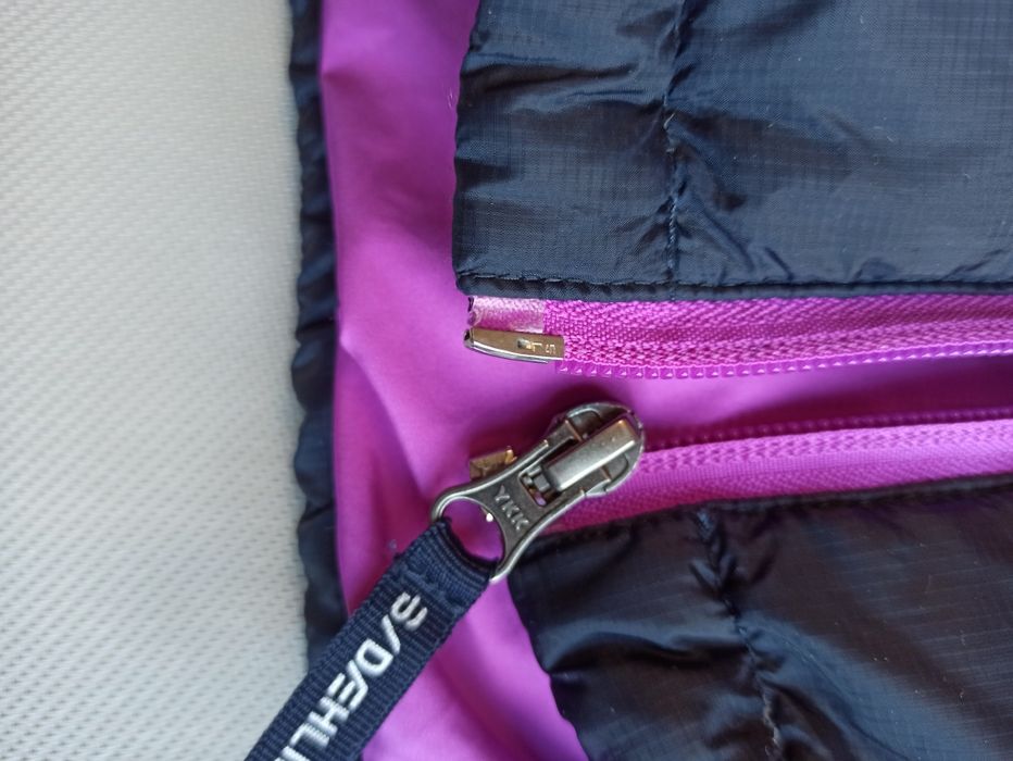 Kurtka puchowa Bjorn Daehlie rozmiar XL, kolor czarny z fioletowym.l
