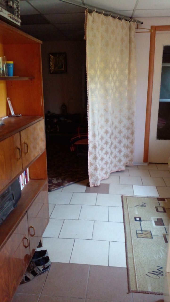 Продаж дачі у місті вул. Істоміна  - будинок, питна вода, світло.