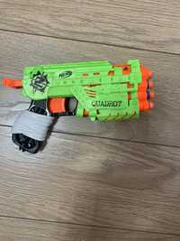 Nerf strike zombie quadrot