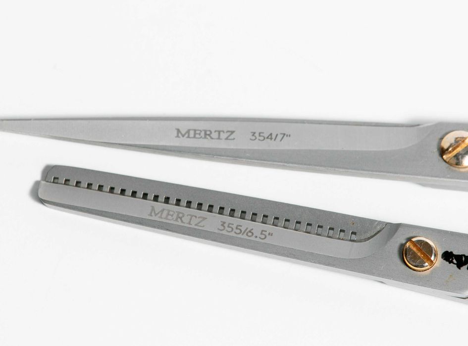 Комплект ножниц для стрижки и филировки волос Mertz