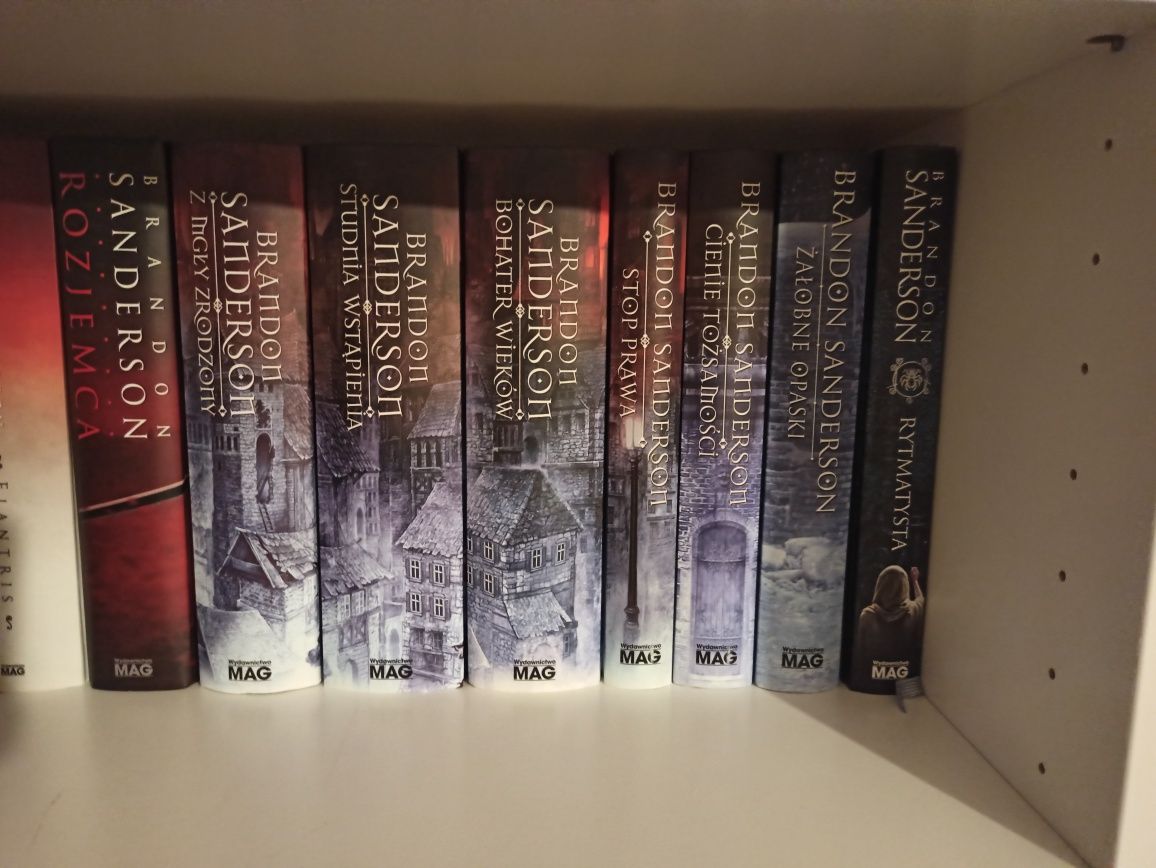 Brandon Sanderson z mgły zrodzony stop prawa cienie tożsamości