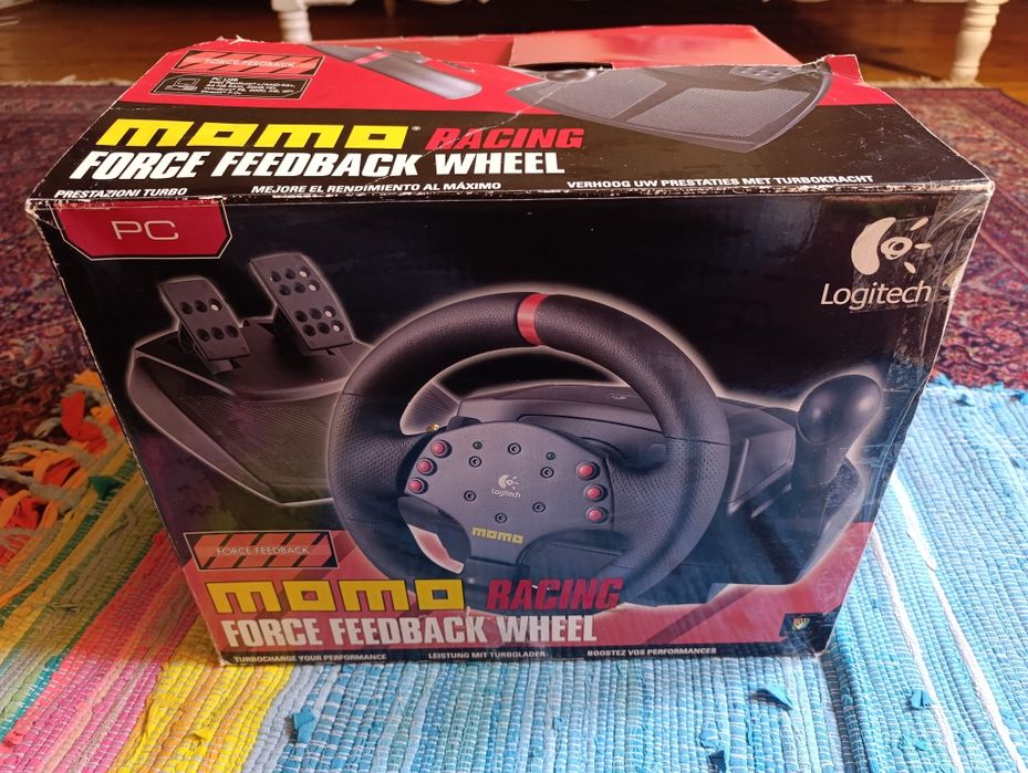 Кермо ігрове MOMO Logitech