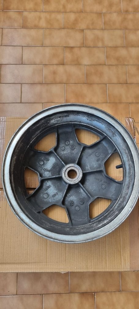 Jante Traseira Suzuki Burgman 400 ano 99-01