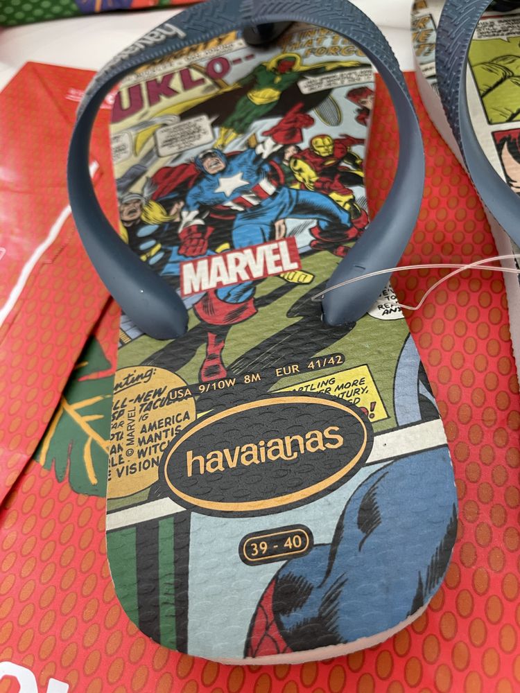 Vendo havaianas de Super Herois