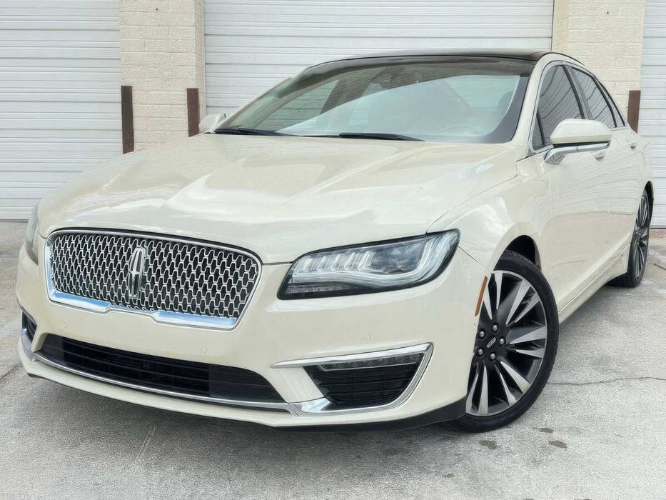Lincoln MKZ Hybrid Reserve      2018