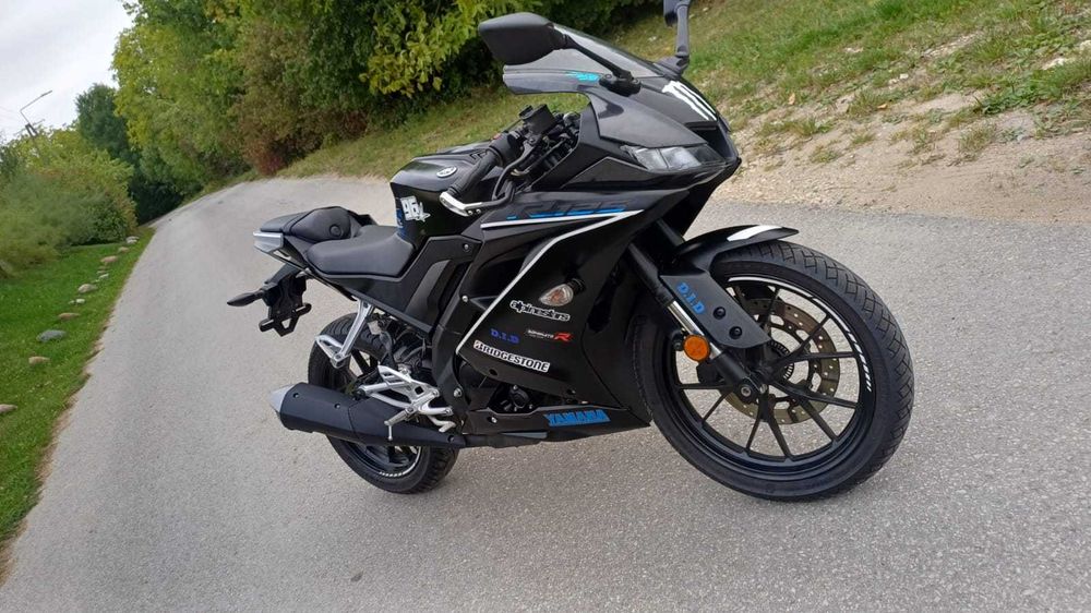 Yamaha yzf 125 r125 cbr abs mt 125