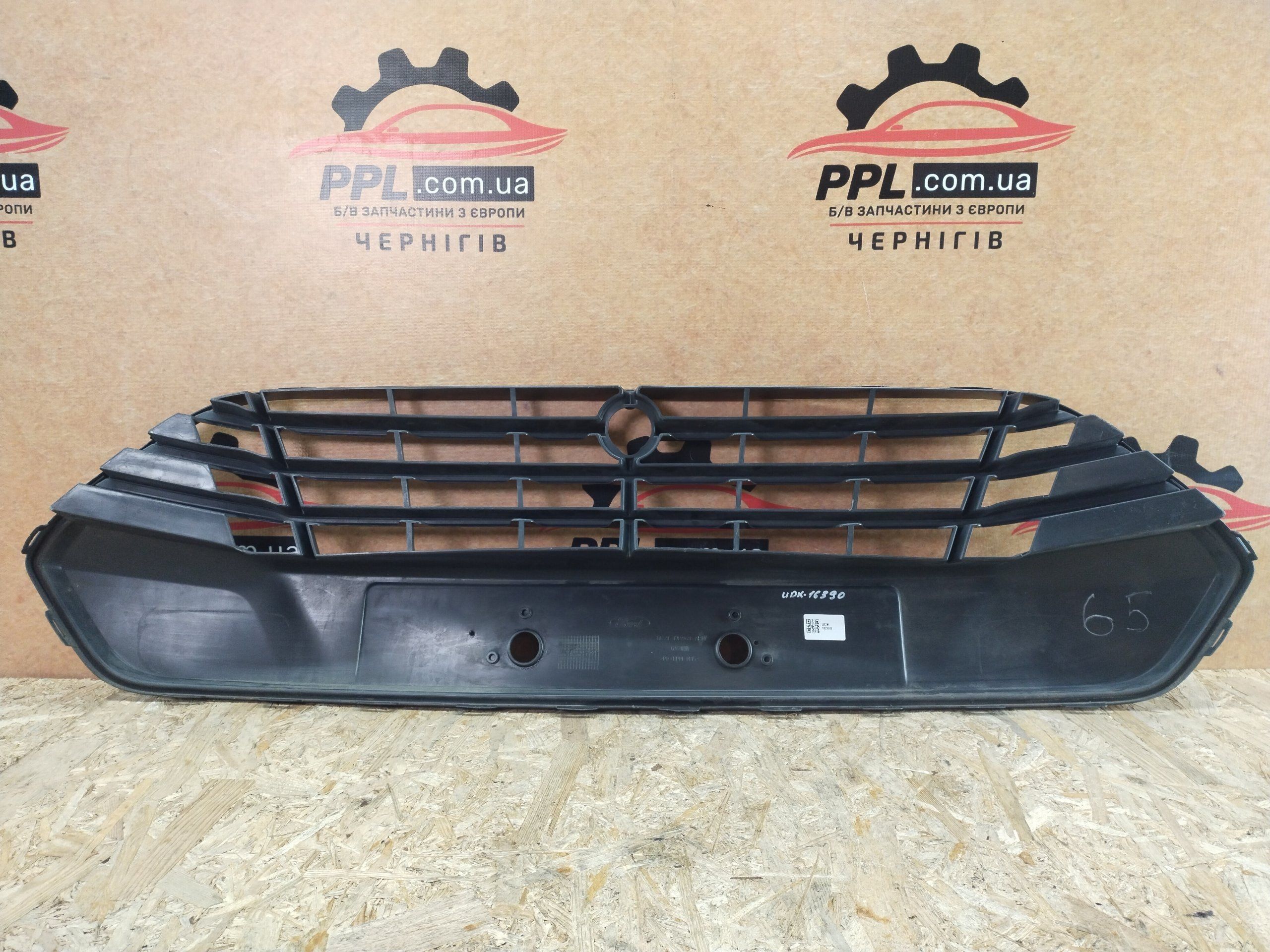 Ford Transit Custom 12-17 до рестайл Решетка радиатора бампера