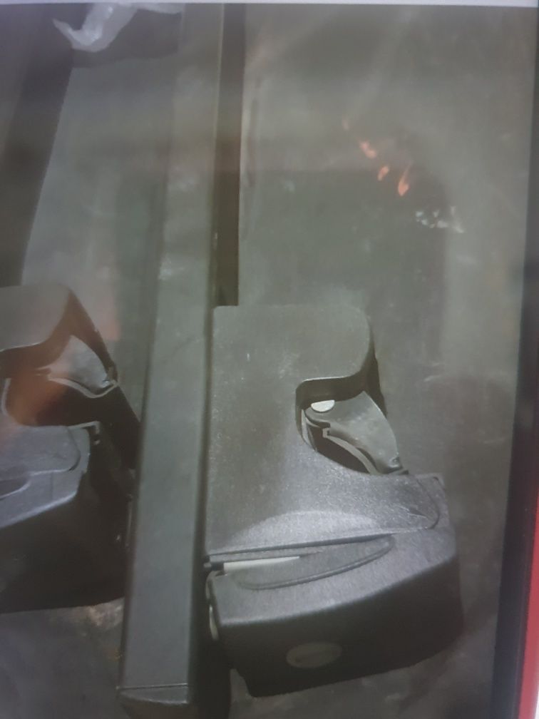 Vendo barras de tejadilho marca  THULE40%