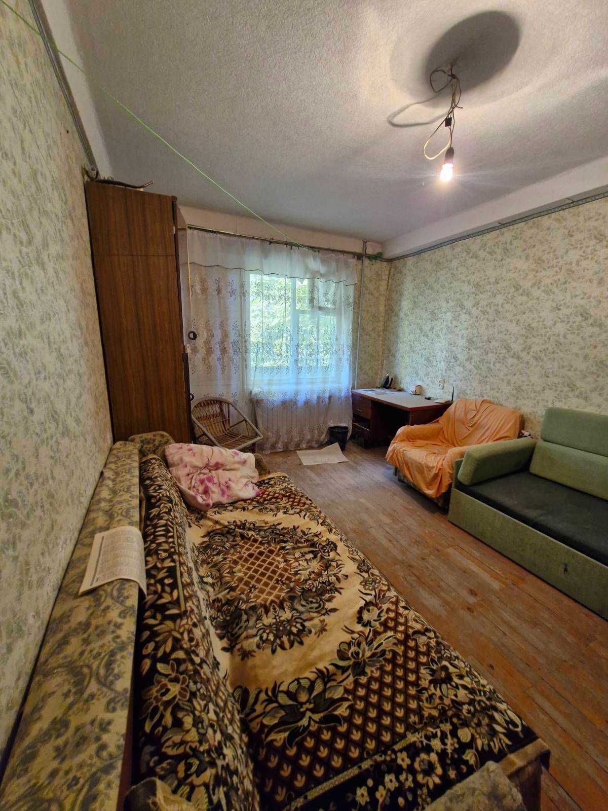 Продается 2к квартира.М-н Артема. 6000$