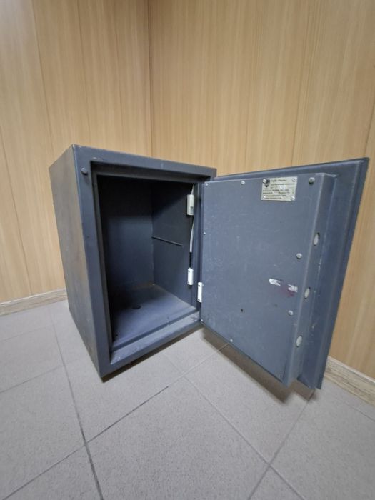 Банківський сейф