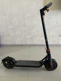 Segway Ninebot F40