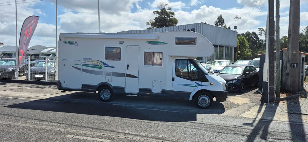 FORD TRANSIT 2.4 TDCI 140 CV - CHASSON 28 - 5 LUGARES - 6 DORMIDAS