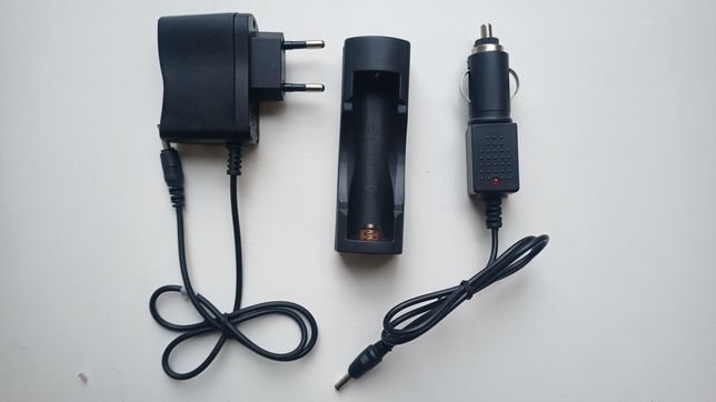 Зарядное устройство для аккумуляторов Li-Ion 18650 12V 220V авто 3 в 1