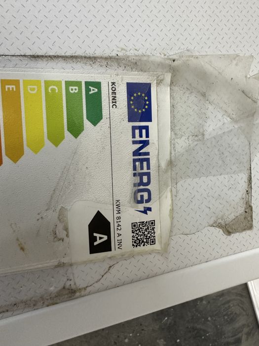 Вузька пральна машина Koenic KWM8142A /8кг