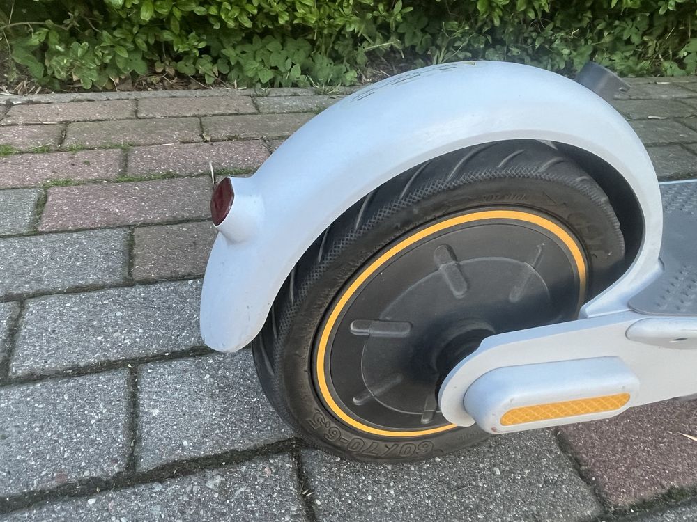 Hulajnoga Segway Ninebot G30LE