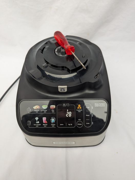 Кухонний комбайн Kenwood FDM73, некомплект, тільки те що на фото