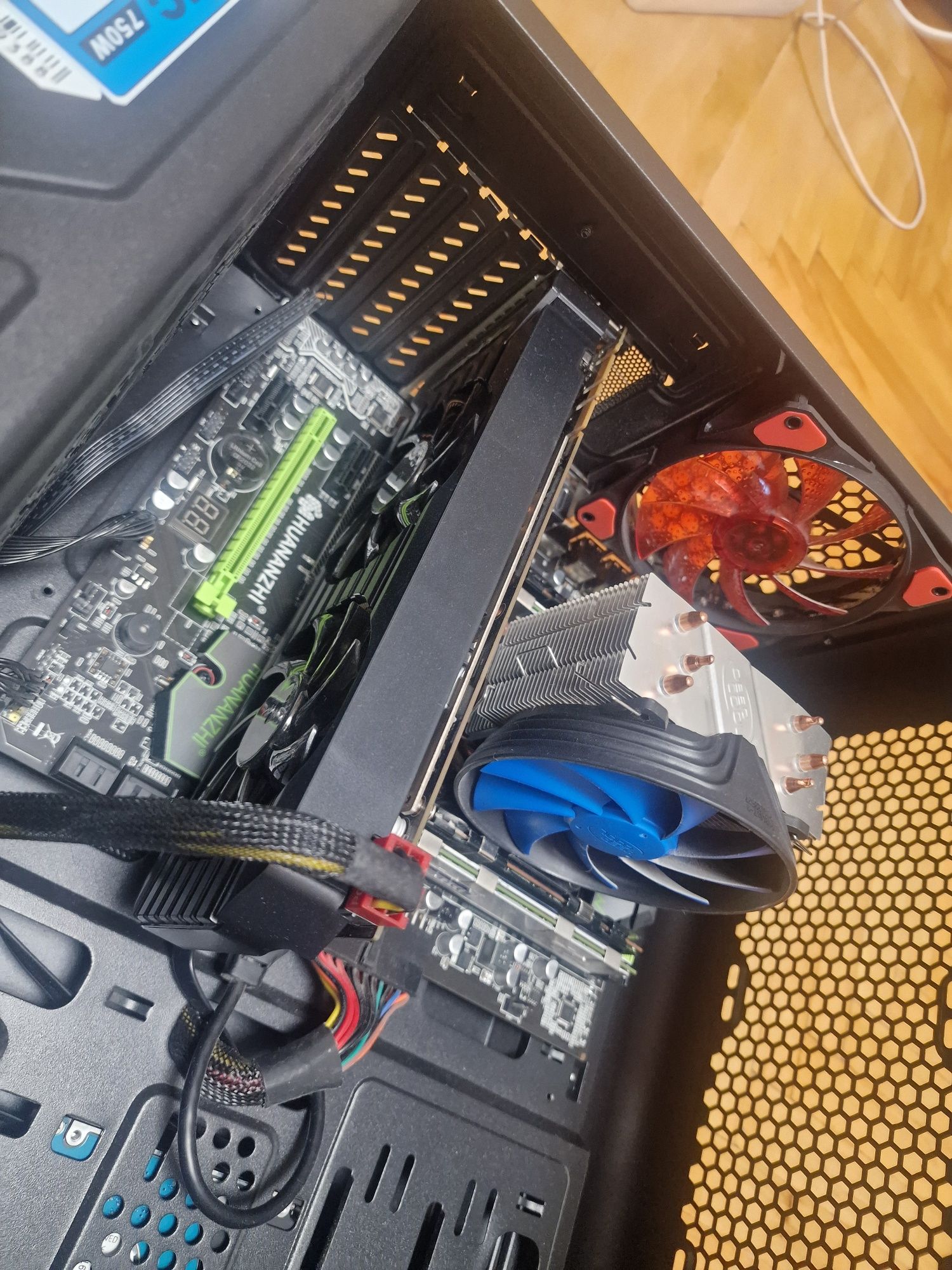 Продам ПК Xeon GTX1070TI