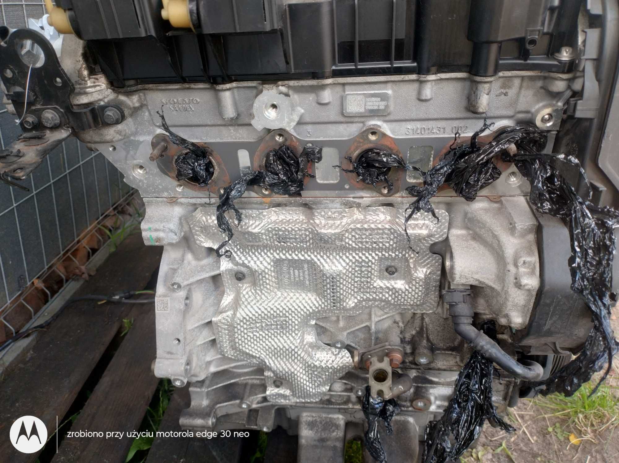 SILNIK Volvo D4204T5 2.0 D4