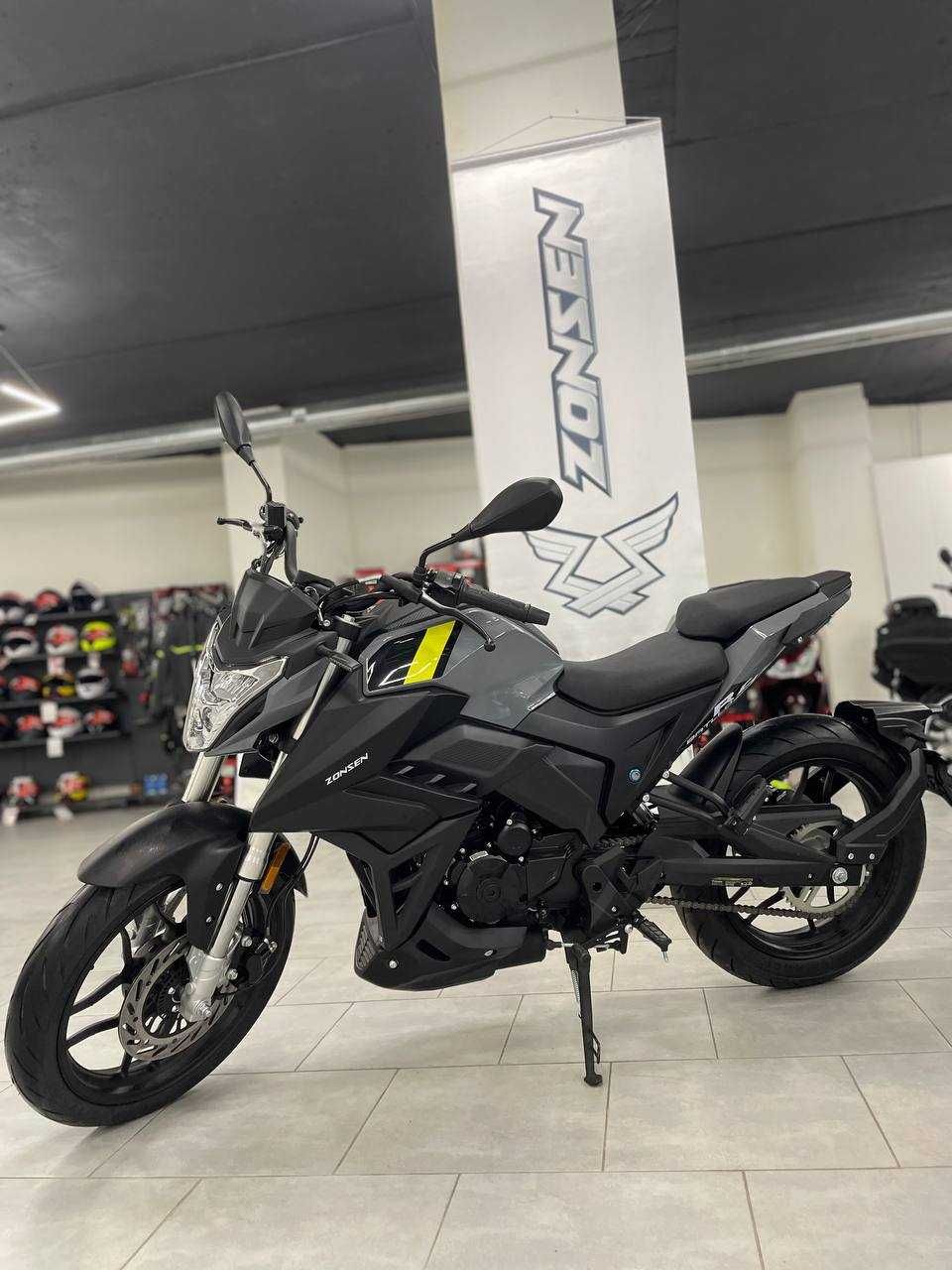 Новий мотоцикл Zonsen Batllo 5RS в АРТМОТО Хмельницький