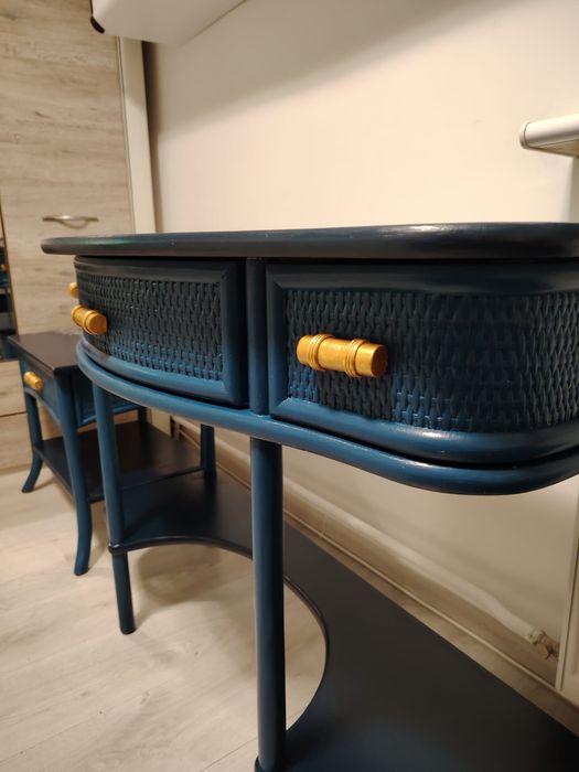 Toaletka drewniana granatowa