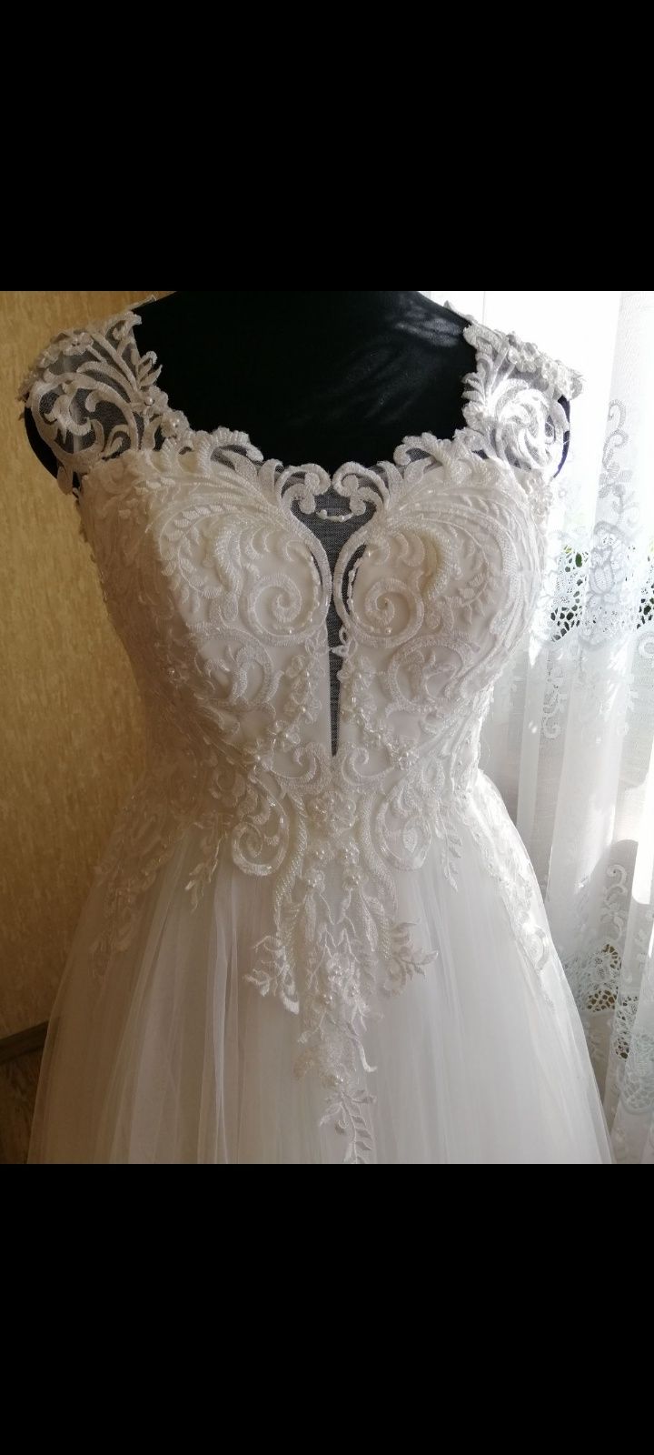 Весільна   сукня