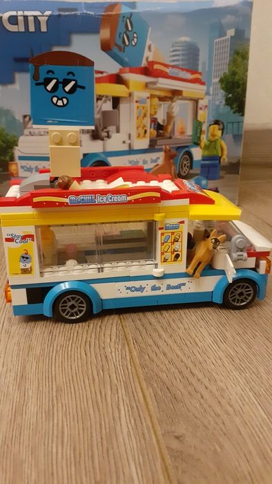 LEGO City "Фургон із морозивом" 60253