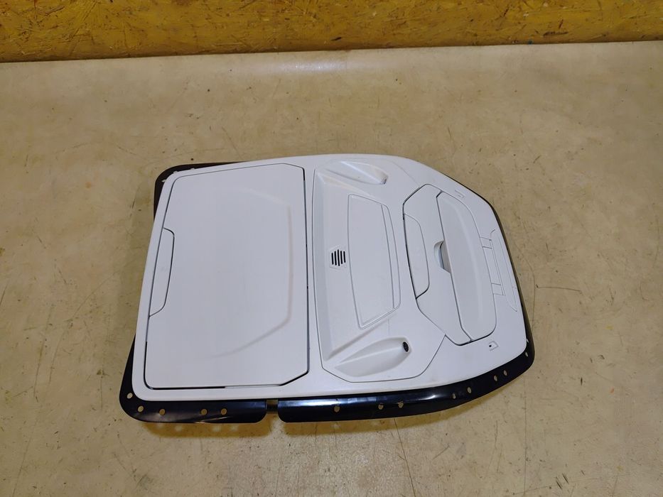 GRAND C-MAX MK2 LIFT LAMPKA PODSUFITKI SCHOWEK 15-