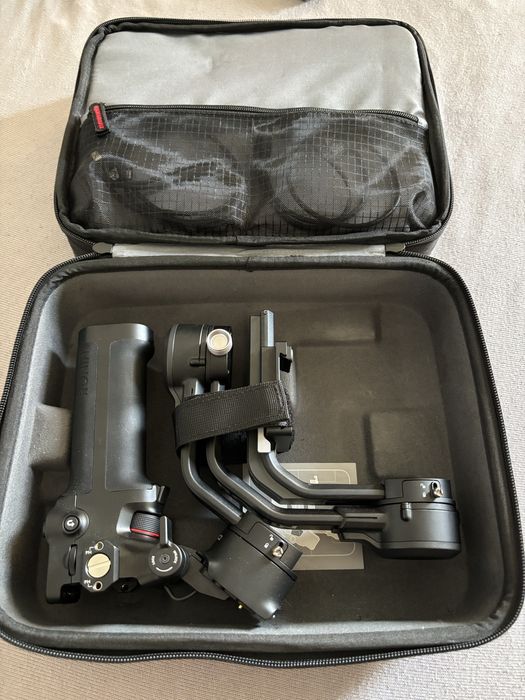 Gimbal stabilizator obrazu DJI Ronin RSC 2 Pro Combo