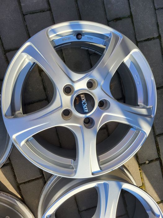 Felgi 6.5Jx16" 5x114.3 Mazda 3 Suzuki SX4 Scenic Megane Kia Niro Auris