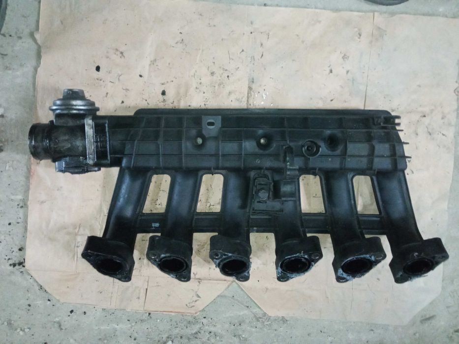 Колектор впускний коллектор впуск BMW E39 M51 2.5D 2246179 Авторозбор