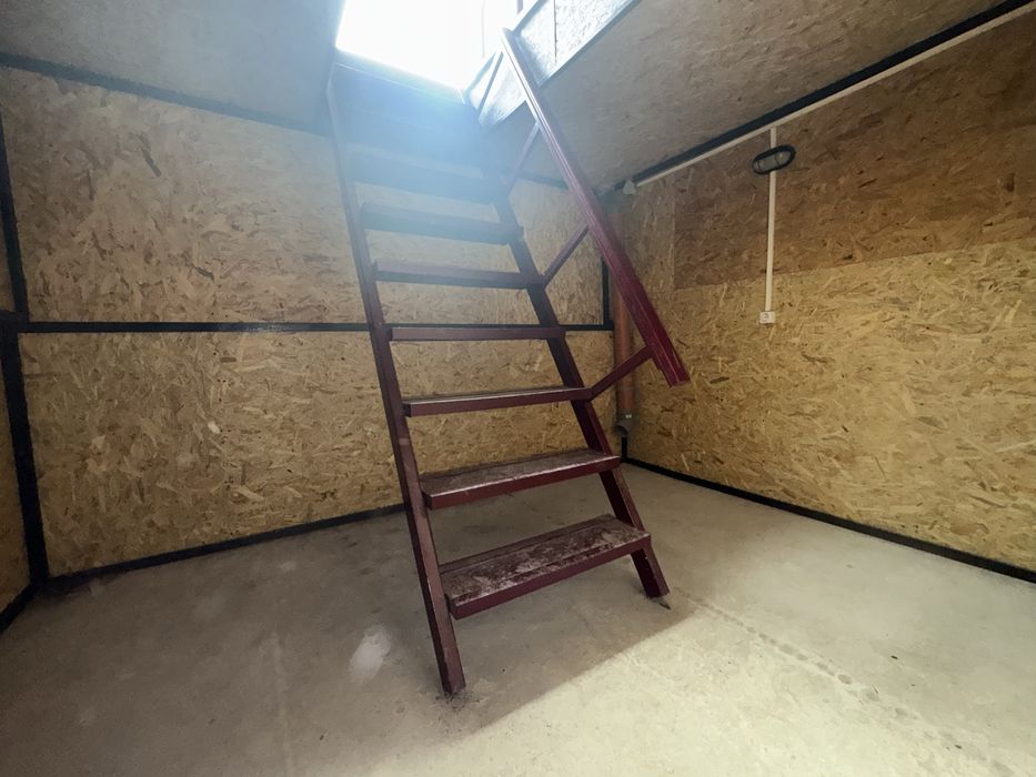 Продам гараж кап ремонт Нижньоюрківська,2 Поділ стМ Т,Шевченка