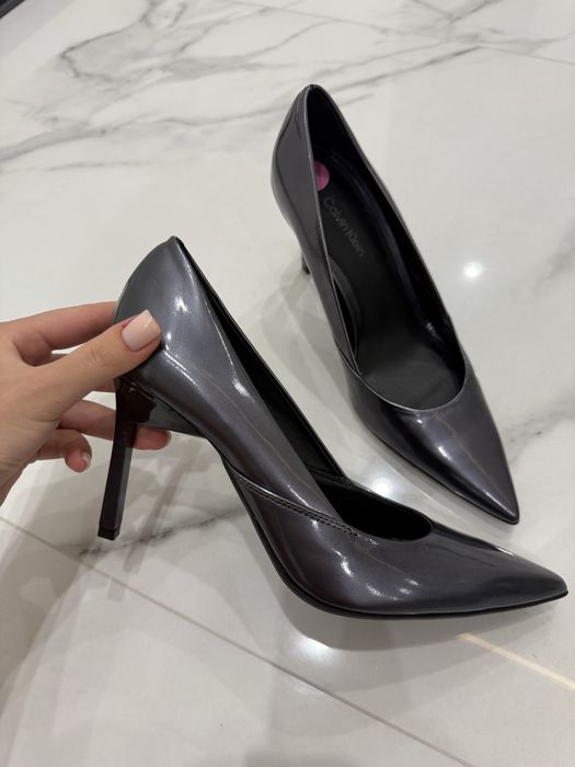 Лодочки calvin klein 38