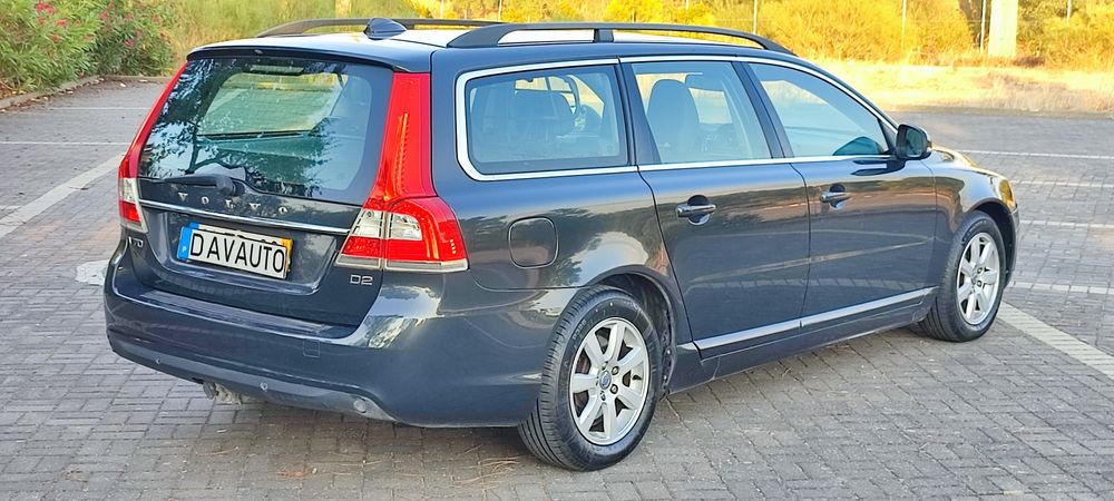 Volvo V70 1.6 D2 Momentum III Restyling Automático garantia Troco