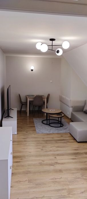 2-pokojowe mieszkanie z balkonem i pięknym widokiem na miasto!