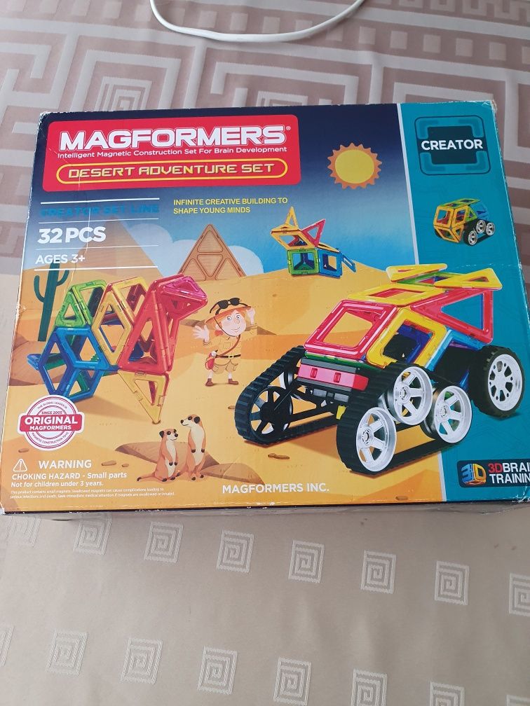 Creator  Megformers brinquedo criativo