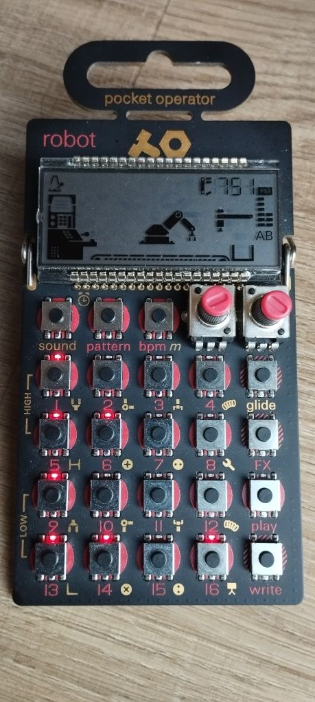 Pocket Operator 35 Speak - 28 Robot - 20 Arcade