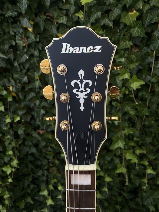 Ibanez Artcore hollow-body