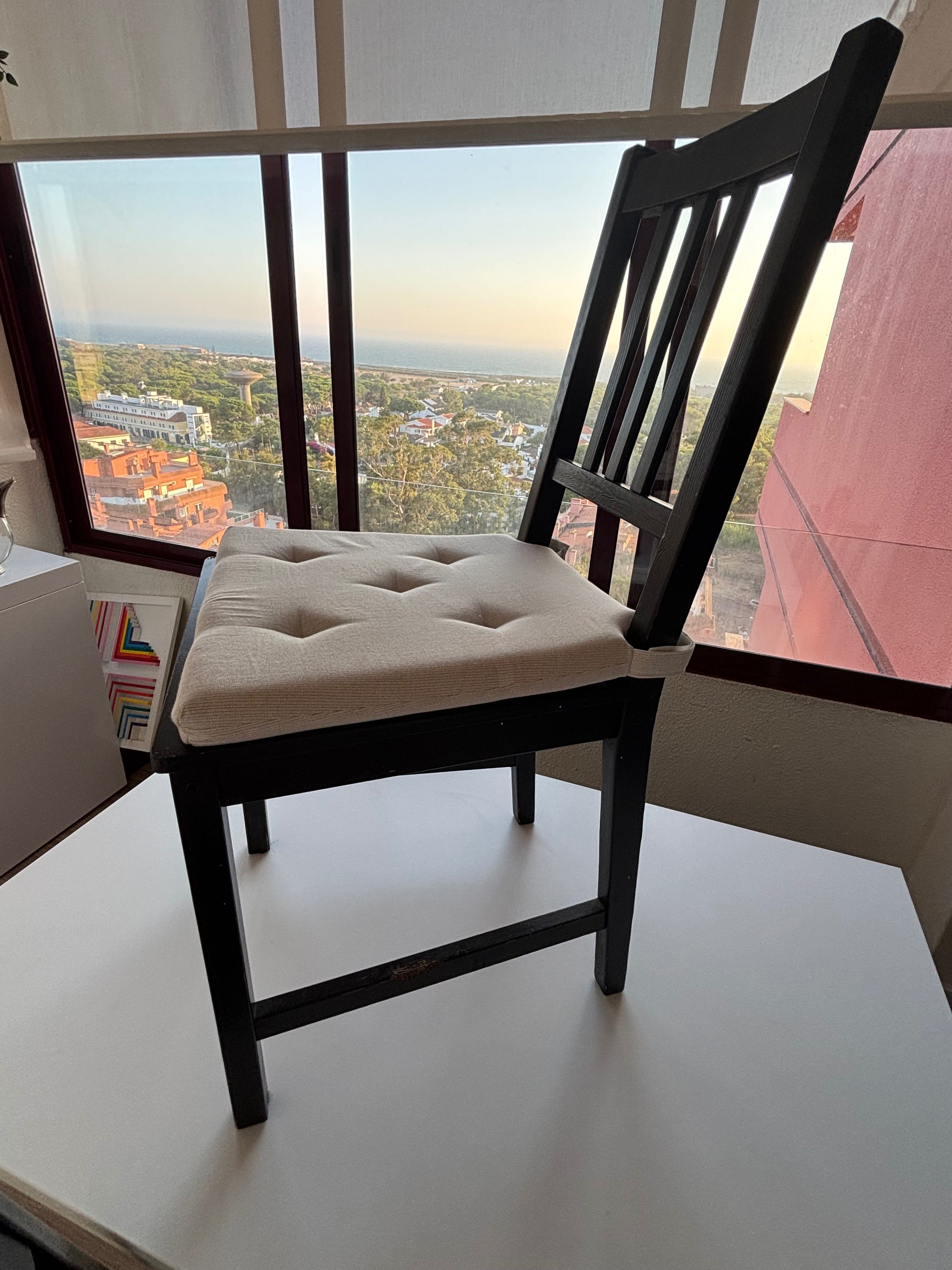 Mesa jantar com cadeiras
