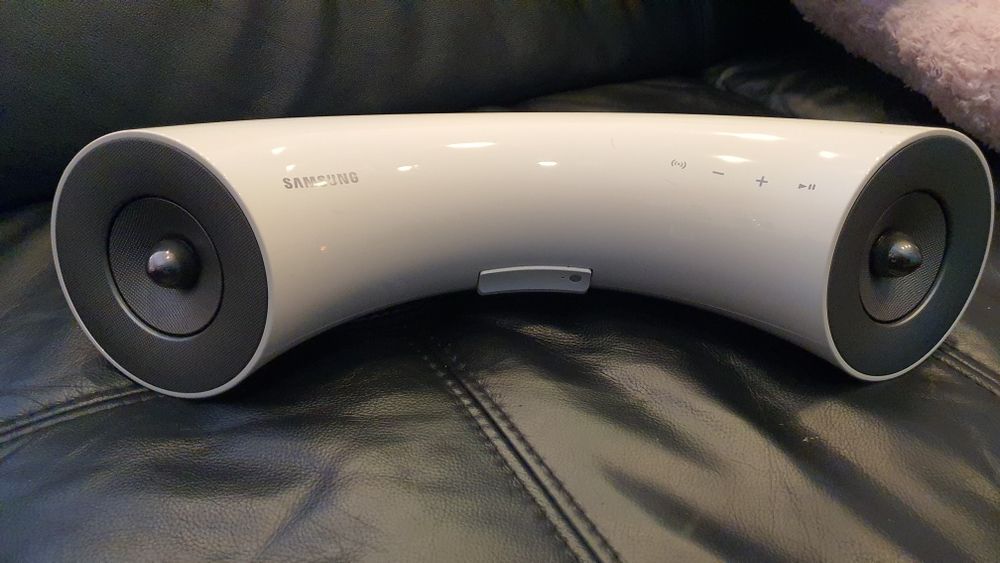 Colunas de Som, Doc, Samsung