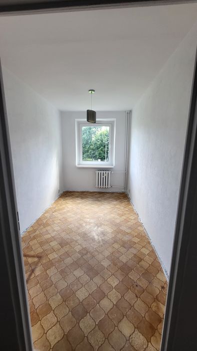 Mieszkanie w bloku pierwsze piętro 3 pokoje