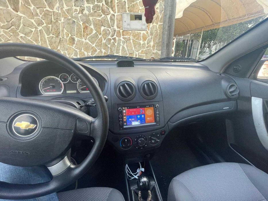 Chevrolet Aveo LS 2010 c/ AC e Ecrã Android/CarPlay - Venda Urgente