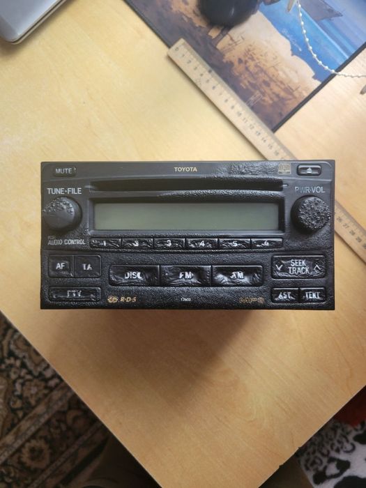 Заводська магнітола Toyota T3800 на запчастини