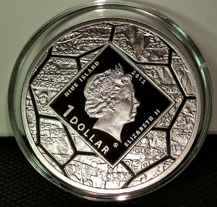 Серебряная монета стадион олимпийский Киев Евро 2012 1 доллар Ниуэ