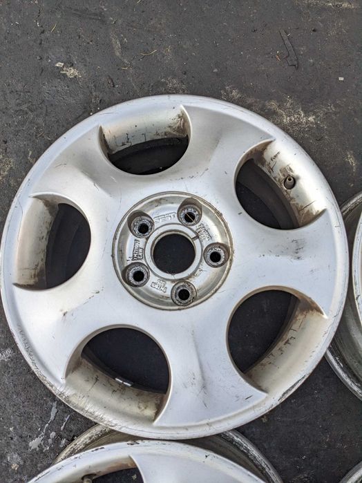 Felgi Aluminiowe Alu Alufelgi Alysy 5x112 16' 6J ET 59 SEAT