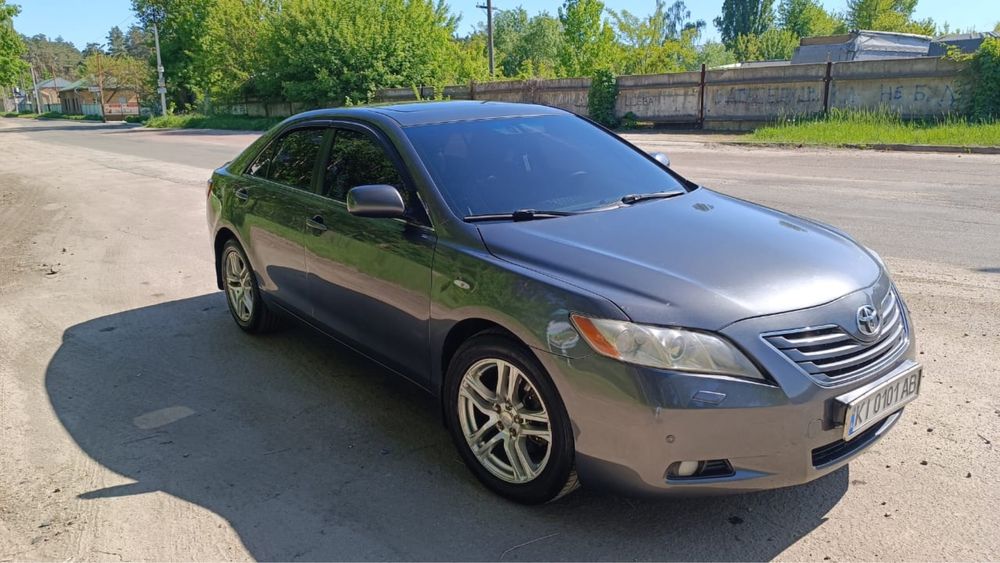 Продам Toyota Camry 40 3.5