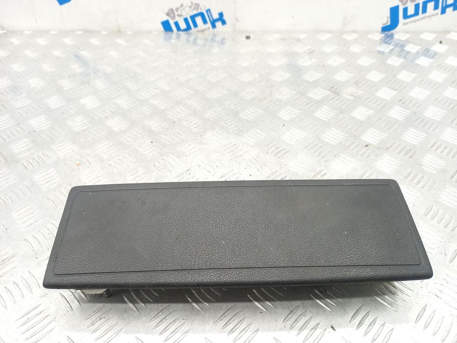 Подушка безопасности для колен правая 8V0880842A4PK для Audi A3 8V 201