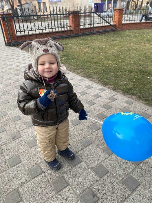 Дитяча зимова курточка пухова та шапка зимова з вушками