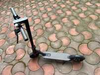 Електросамокат Xiaomi Mi Electric Scooter M365 Black (пробіг 205 км)