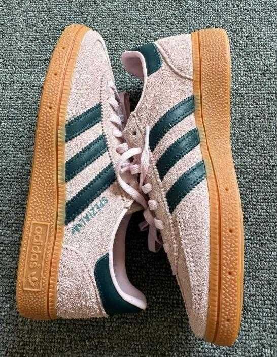 Adidas low top trainers różowe EUR36-40